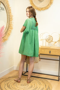 Robe tunique “Rosalie” en dentelle bohème – Vert prairie