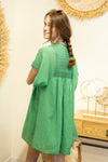 Robe tunique “Rosalie” en dentelle bohème – Vert prairie