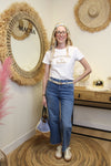 T-shirt “Mademoiselle en baskets” – Écriture Camel