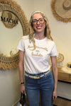 T-shirt “Mademoiselle en baskets” – Écriture Camel