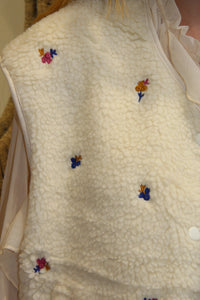 Gilet Noa – Mouton Brodé Crème