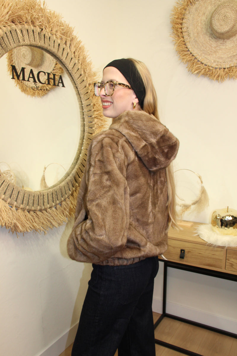 Veste Calista – Fausse Fourrure Noisette