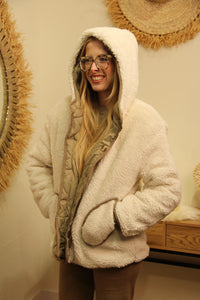 Veste "Charlie" – Réversible Beige & Sherpa Crème