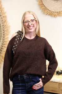Pull Noémie – Épaule Nouée Chocolat à Pois