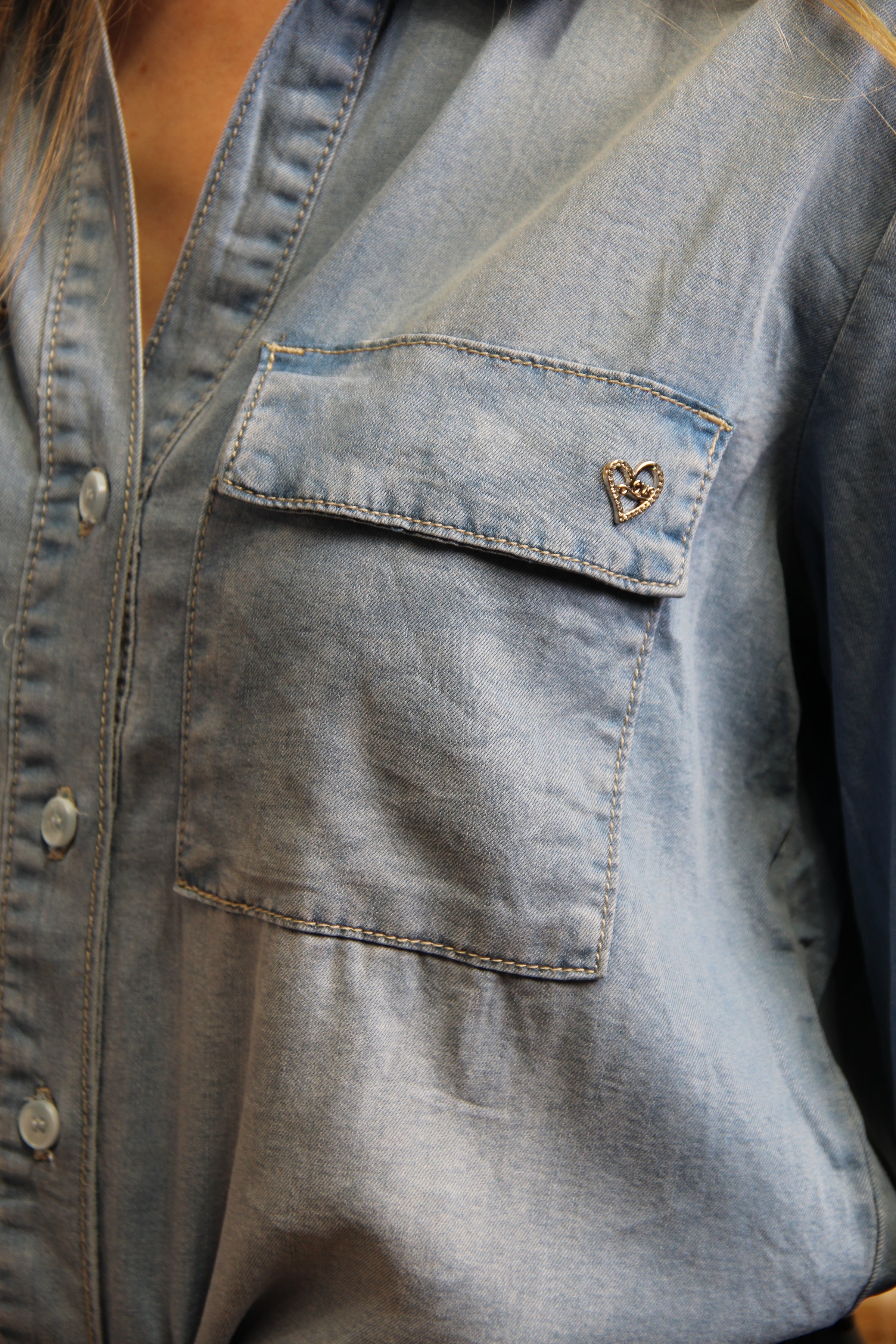 Chemise Clara – Denim Léger