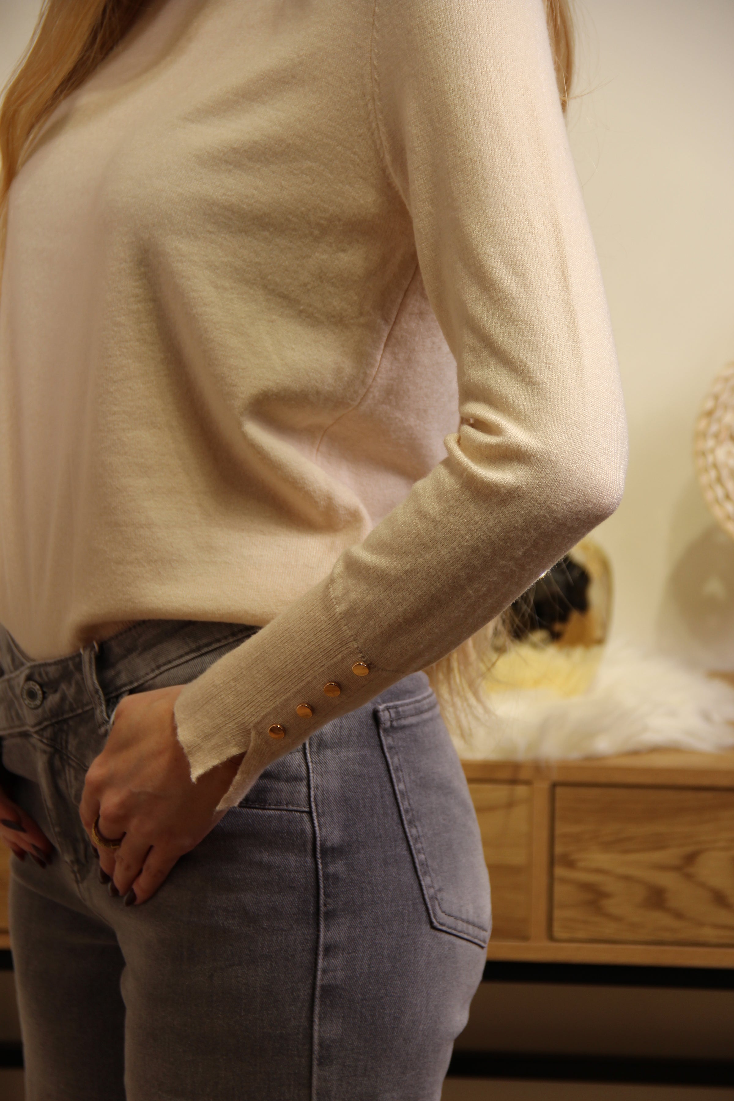 Pull Livia – Beige Sable Boutonné